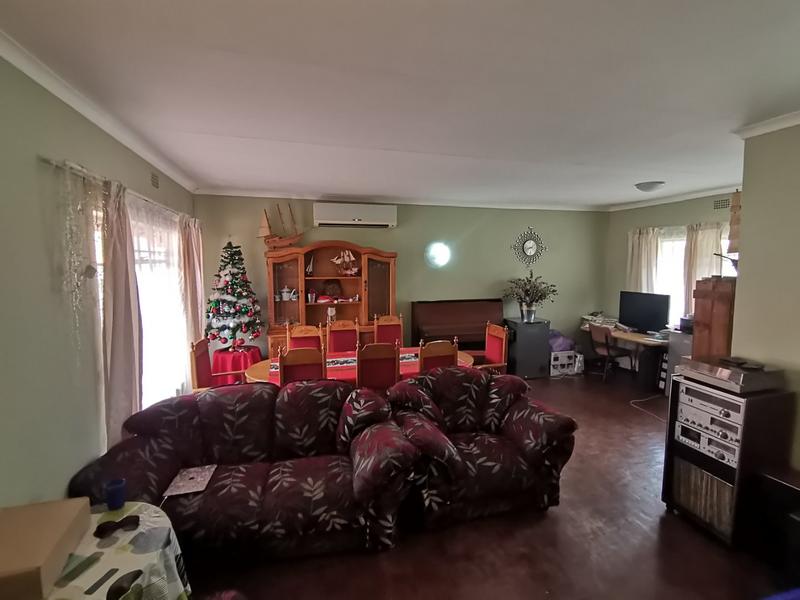 3 Bedroom Property for Sale in Vaalpark Free State